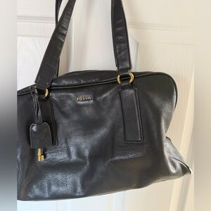 Fossil Vintage Style Black Pebbled Leather Handbag with Key Fob